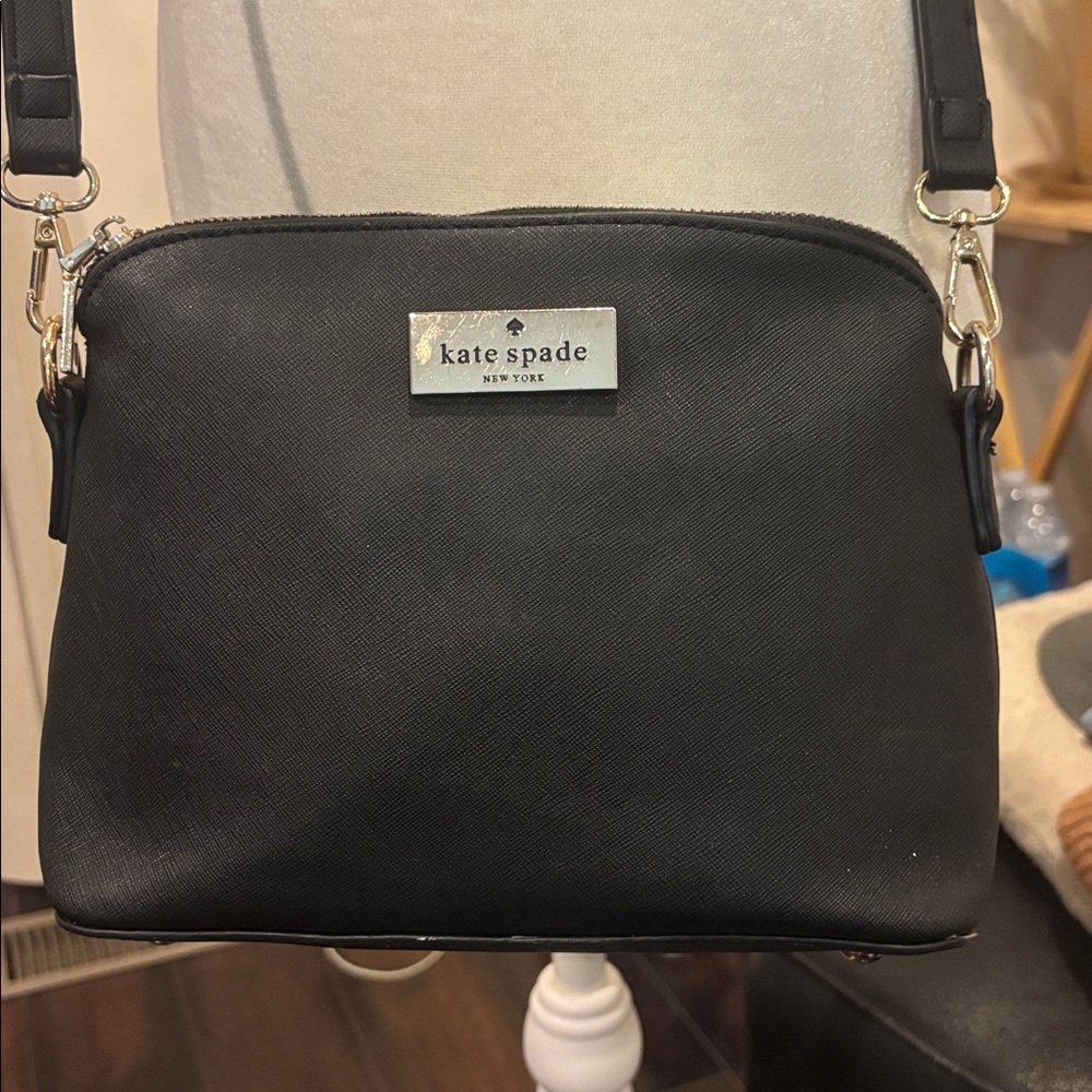 Kate Spade Elegant Black Shoulder Bag